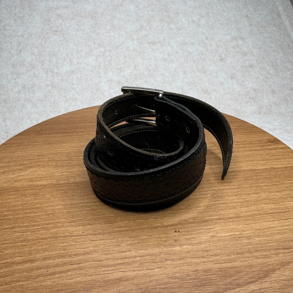 Mens Black Leather Belt Silver Buckle Embossed Woven Design‎ WELL WORN Size 36